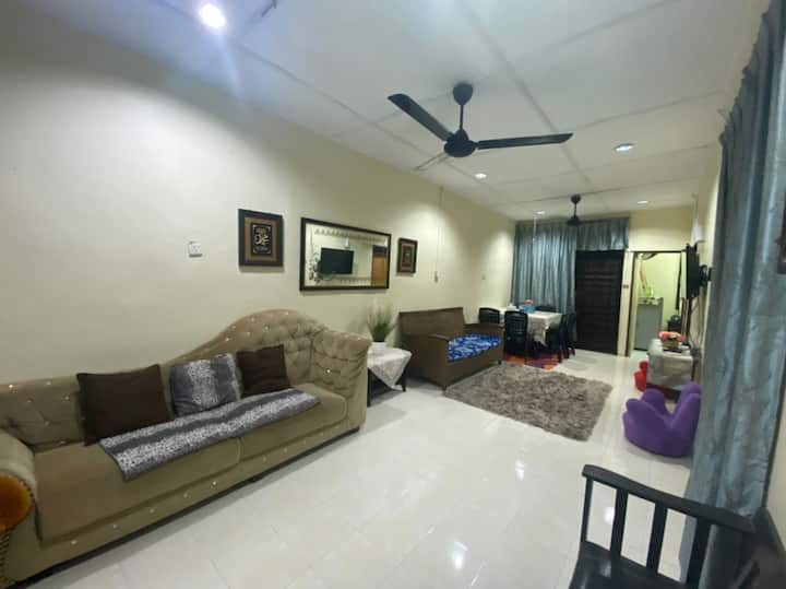 HRA Homestay Seberang Takir Houses for Rent in Kuala Terengganu