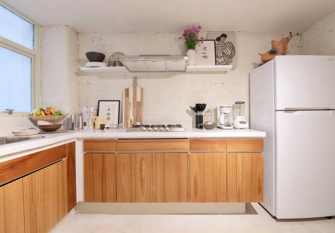 Thoughtfully curated & designed apts Parque México gallery image 5