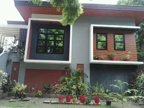 18 pax max. Modern 2 bedroom home with parking.