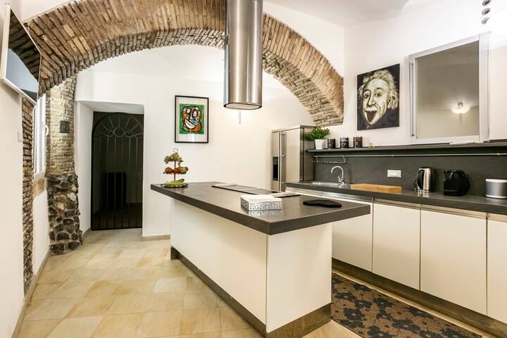 Campo de’ Fiori gallery image 3