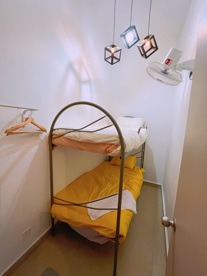 საძინებელი 4