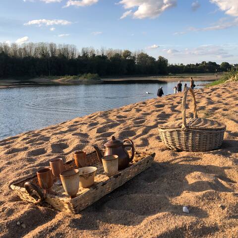 A weekend with family and friends on the banks of the Loire