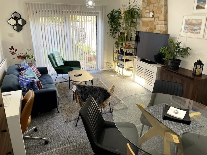 Home With Parking Space - Ely