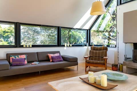 Architect-designed houseboat