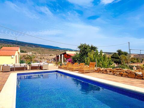 Exquisite rural house with garden, pool and views.