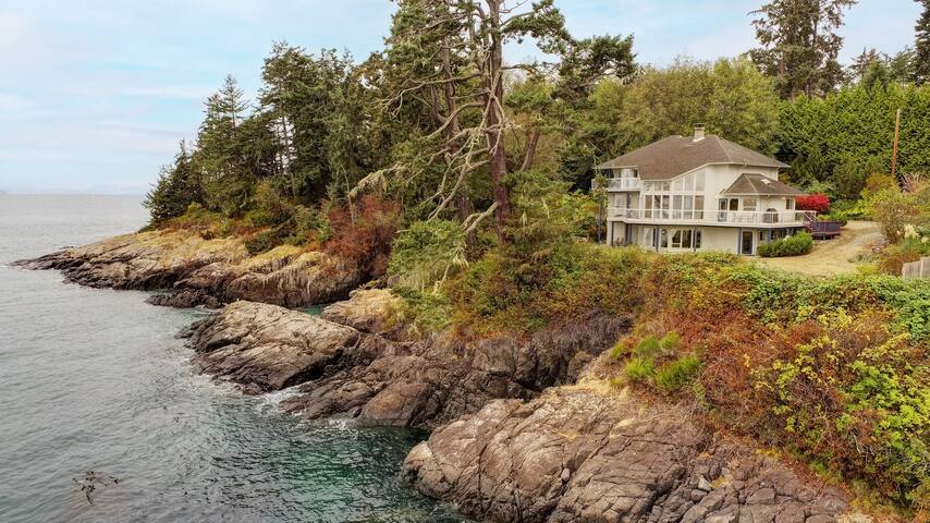 Unforgettable Oceanfront Experience in Sooke, BC gallery image 3