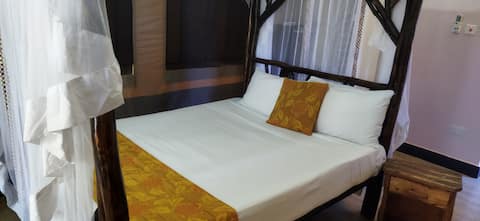 Cozy and serene hideaway for family and couples