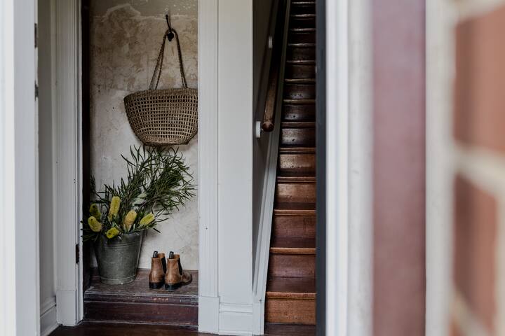 European inspired estate with pool in Bangalow gallery image 3