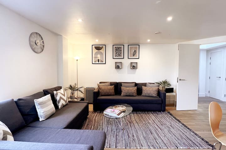 Amazing 2 bed apartment in heart of Covent Garden