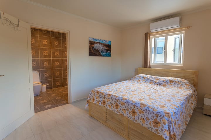 საძინებელი 1