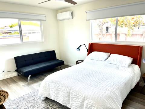 Great location and so cozy!
