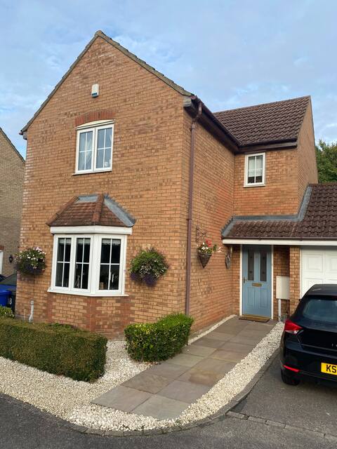3 bedroom home- perfect for British Grand Prix