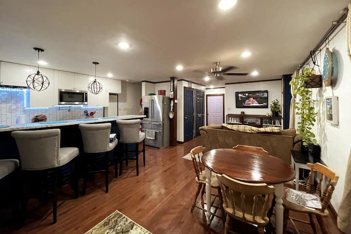 Adorable 2-bedroom home