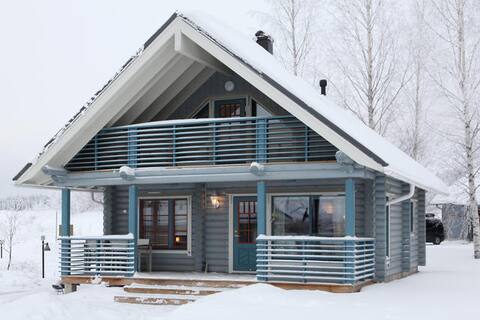 Top performing Airbnb: Laakson Helmi 1 with sauna, jacuzzi, on the lake shore in Jämsä