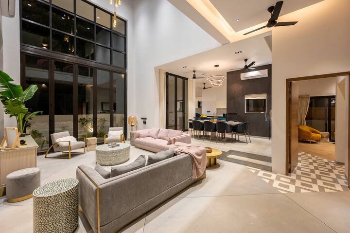 Living room image 3