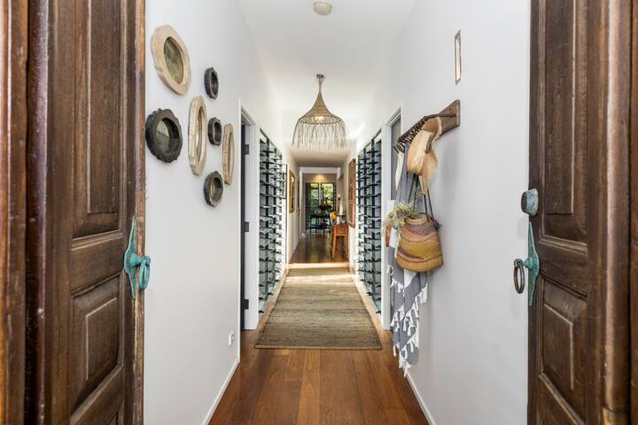 Character Beach House gallery image 3