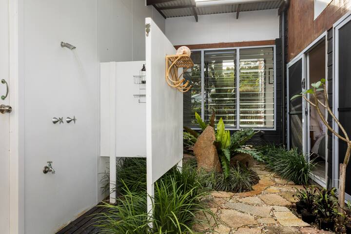 Character Beach House gallery image 4