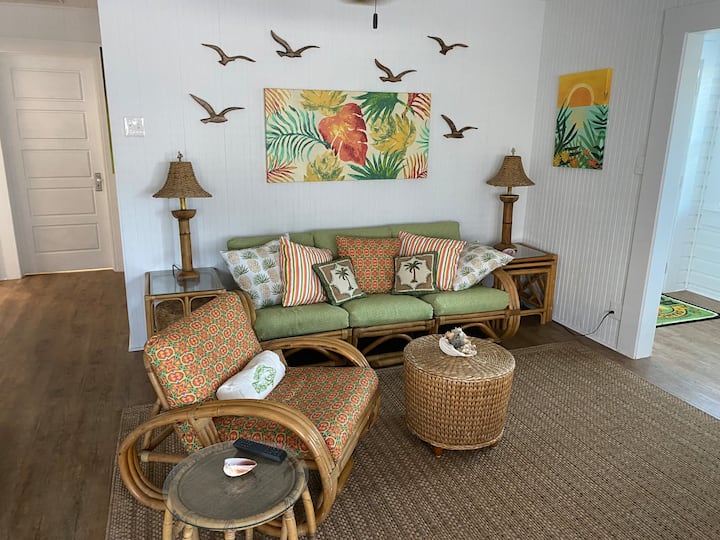 Coquina Cottage On Vilano Beach - Vilano Beach, FL