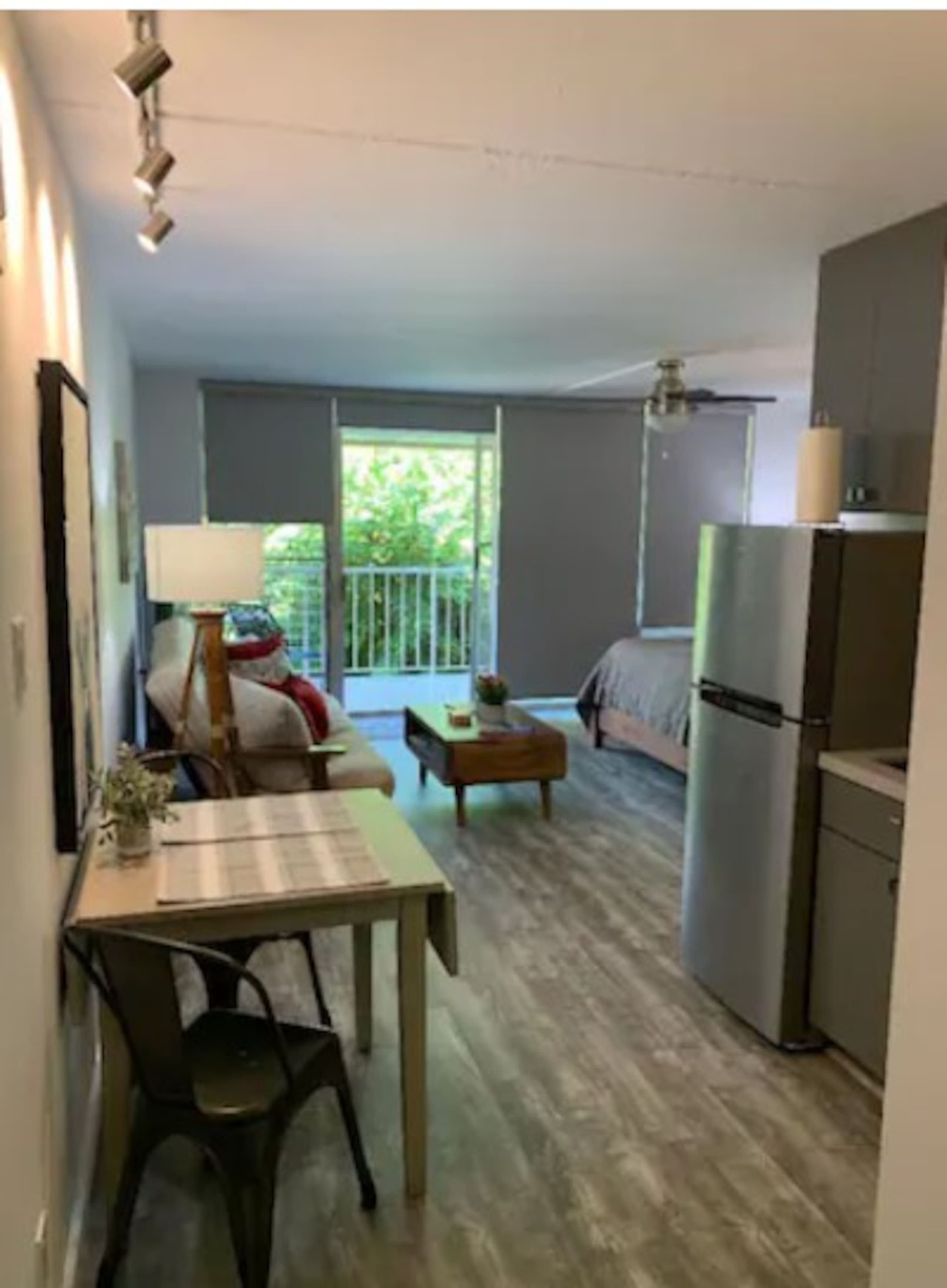 Condo in Kihei · ★4.9 · Studio · 2 beds · 1 private bath - Image 4
