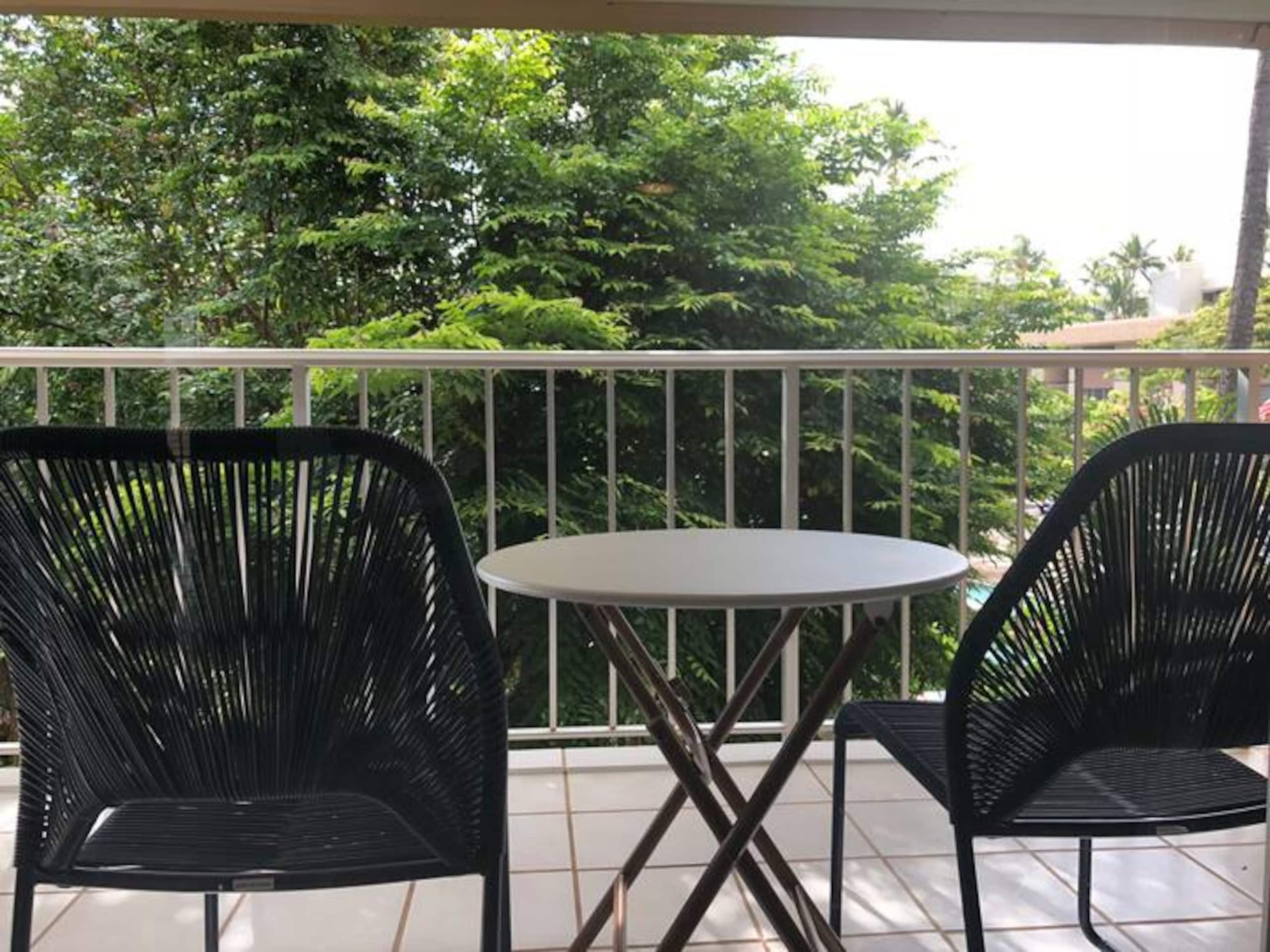 Condo in Kihei · ★4.9 · Studio · 2 beds · 1 private bath - Image 10