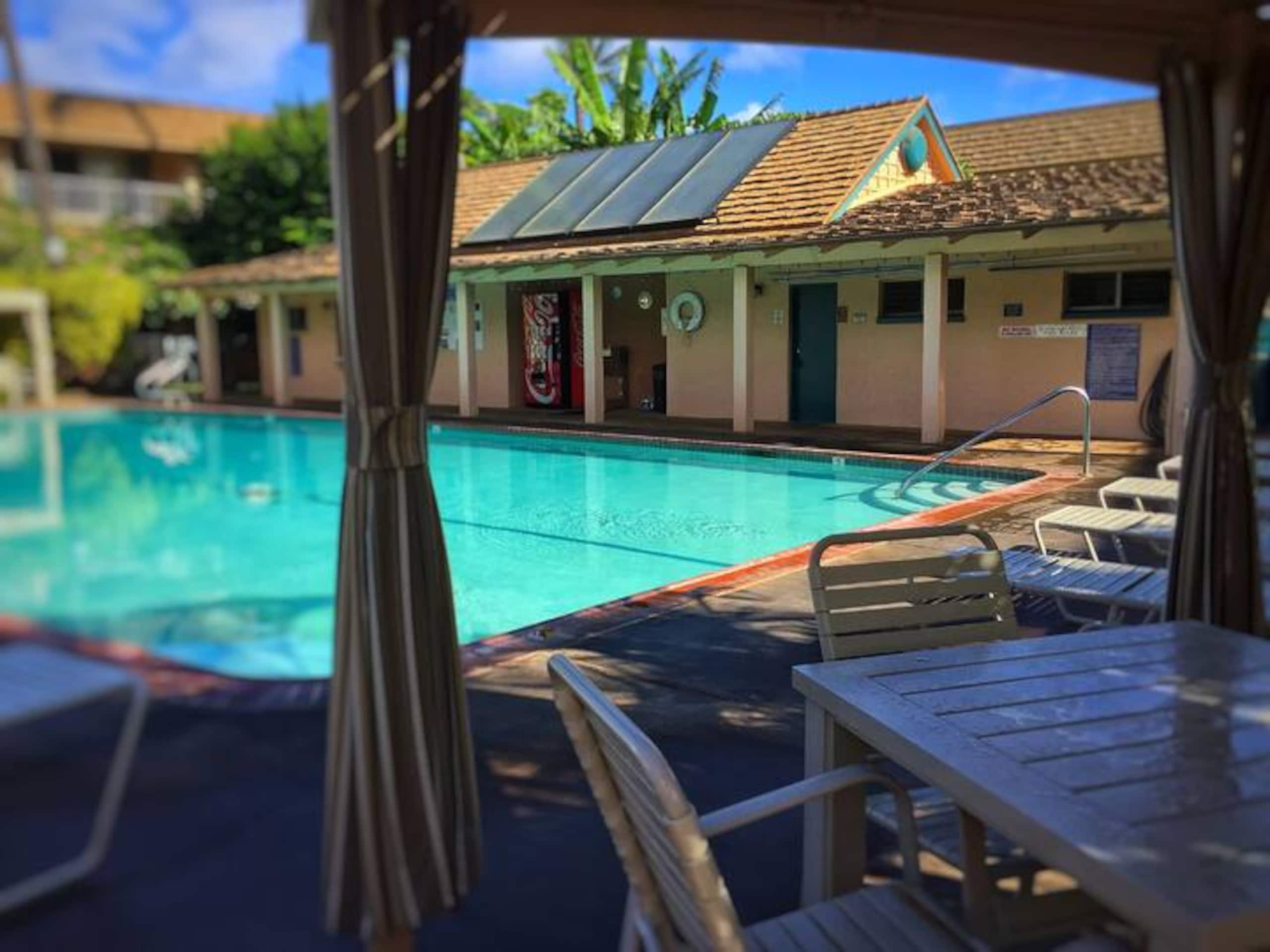 Condo in Kihei · ★4.9 · Studio · 2 beds · 1 private bath - Image 15