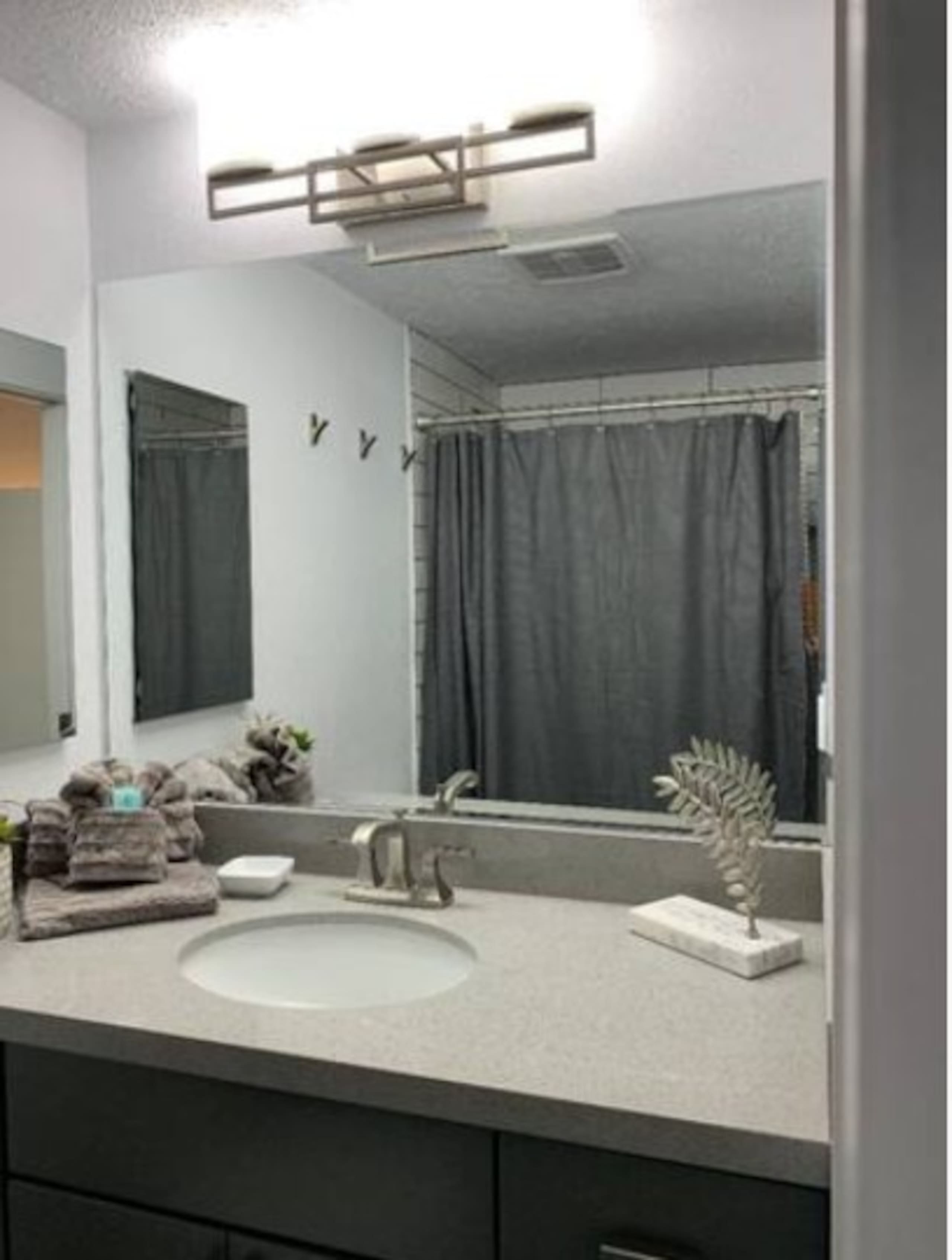Condo in Kihei · ★4.9 · Studio · 2 beds · 1 private bath - Image 9