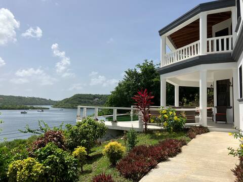 Villa Lugar Feliz - Spectacular Views and Pool