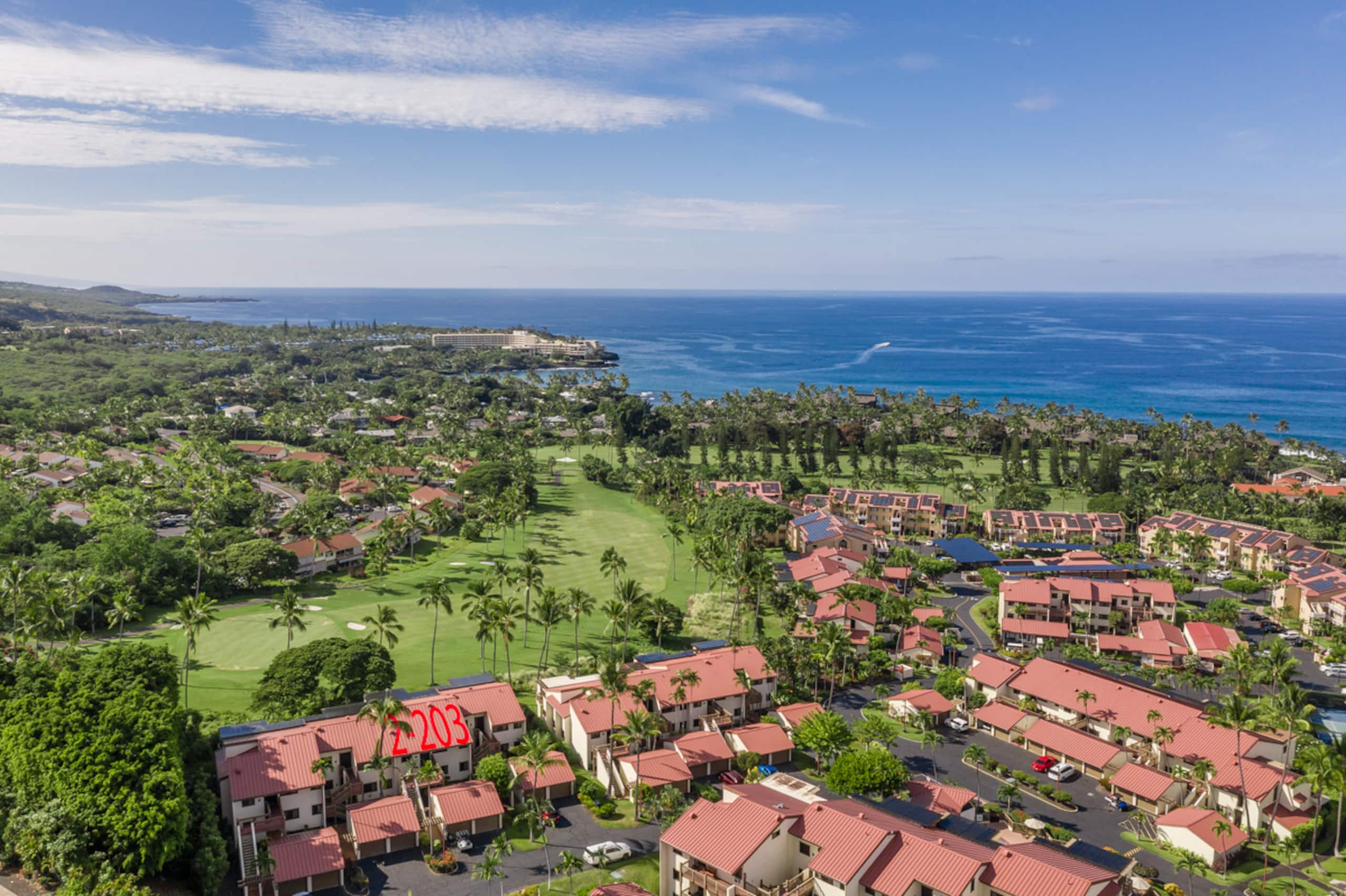 Condo in Kailua-Kona · ★4.87 · 3 bedrooms · 4 beds · 3 private baths - Image 28