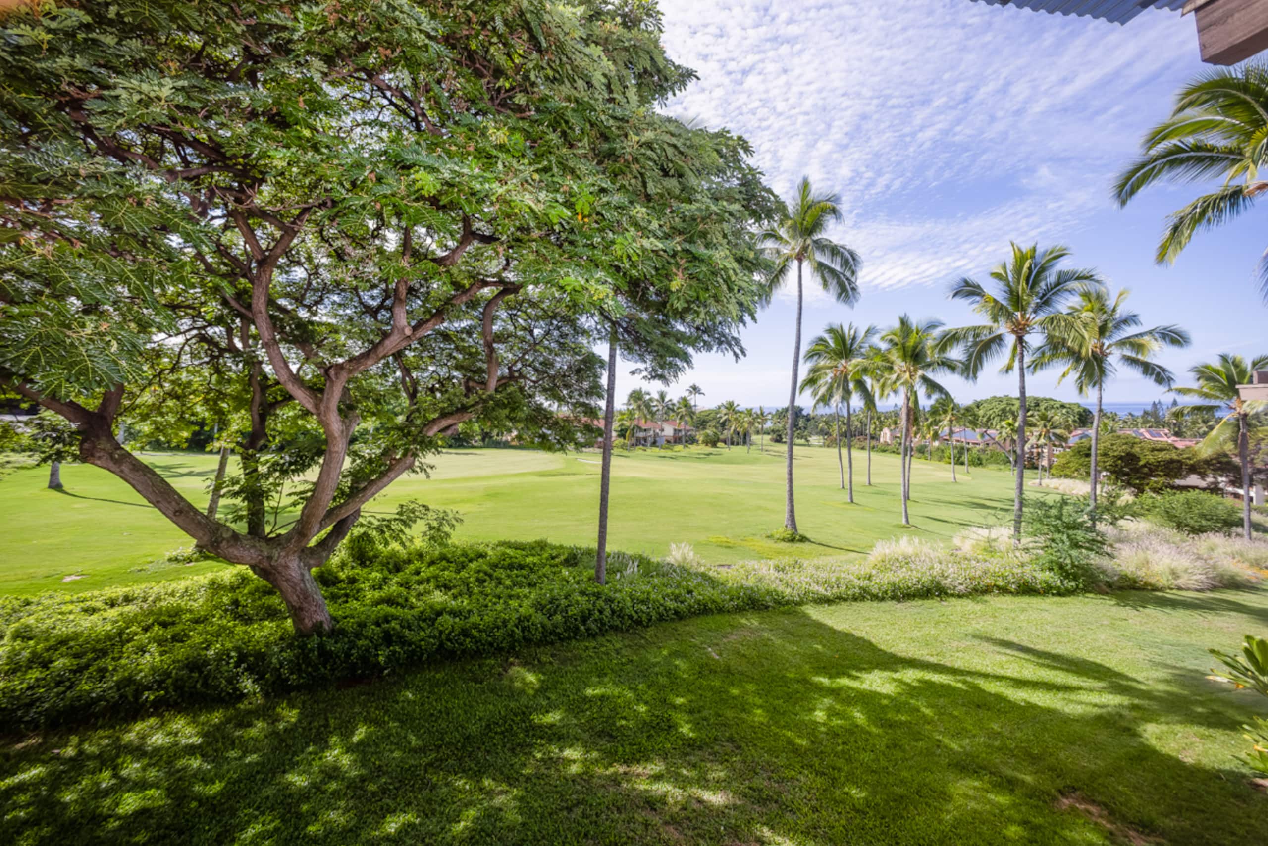 Condo in Kailua-Kona · ★4.87 · 3 bedrooms · 4 beds · 3 private baths - Image 27
