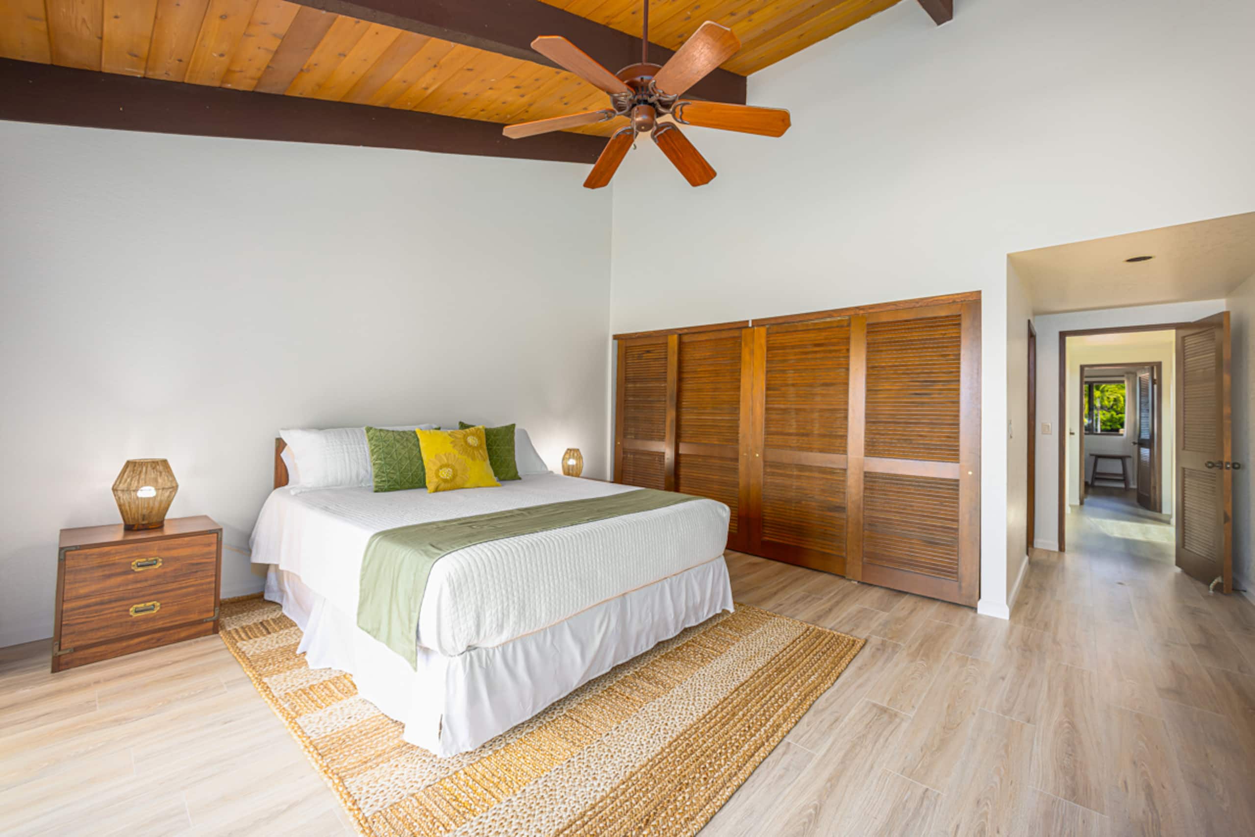 Condo in Kailua-Kona · ★4.87 · 3 bedrooms · 4 beds · 3 private baths - Image 10