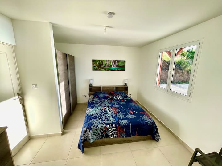 סוויטה הורים עם מיטה 160 x 200 ס"מ