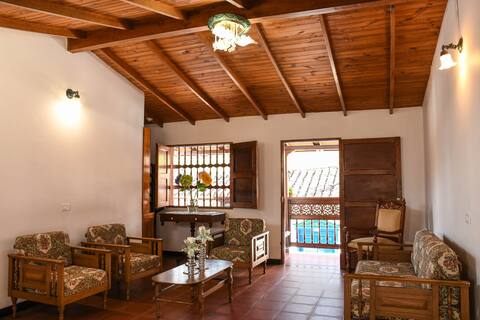 Popular Airbnb listing: Anne Frank's House in Jardín
