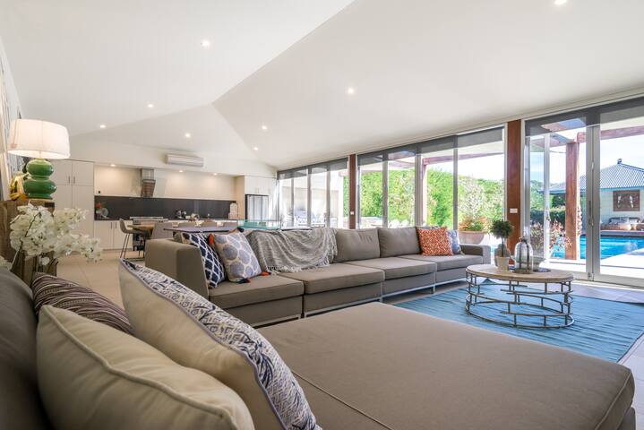 Hideout in Rye – Luxury resort style holiday home gallery image 4