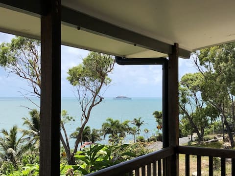 Coral Sea Allure - Your Home Away From Home