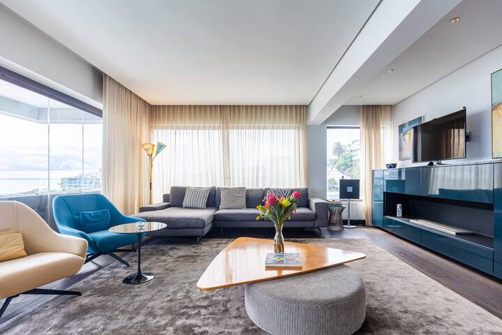 Oceanside Splendour in Bantry Bay gallery image 5