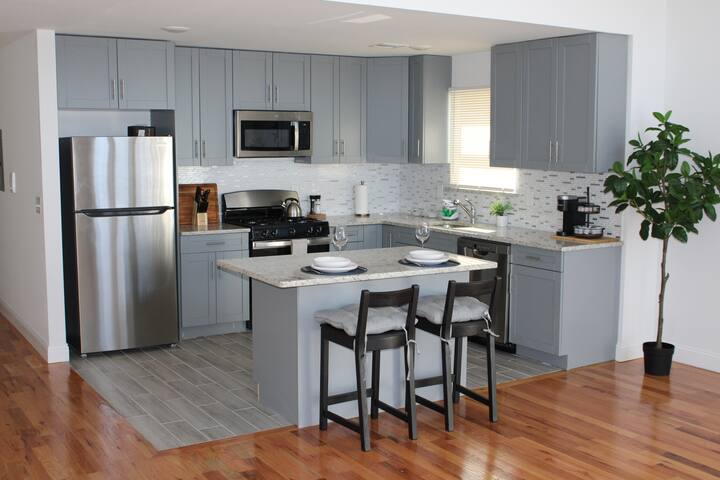 Cozy 2 Beds APT EZ Access to NY gallery image 3