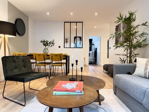 Renovated family apartment, parking, in the city center