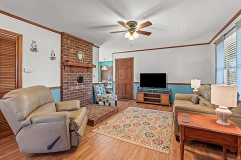Top performing Airbnb: The Milly in Greensboro / High Point