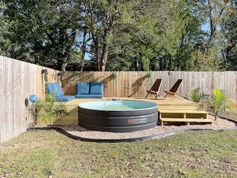 Relaxing 5BR Escape w/ King Suite, Game Room, Fun