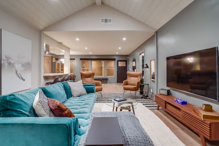 Projector – Pool Table – 15min DT – Pets OK – BBQ