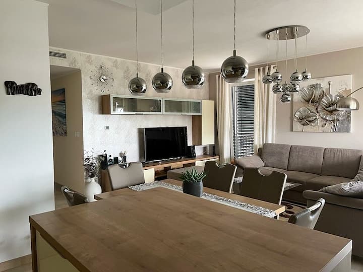 Apartment In Green Bay - Trenčín