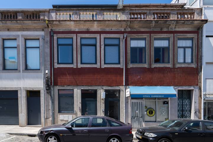 Simple Private Houses | Center by HostWise gallery image 2