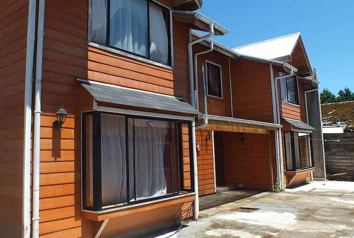 Casa Céntrico Y Espacioso - Frutillar