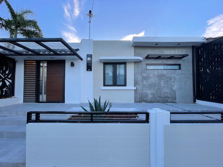 Urban Spot, Complete house in the metro area Houses for Rent in San