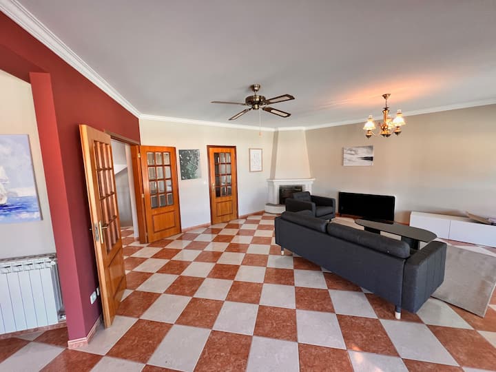 Holiday Villa With Private Pool - Villa Farol - Nazaré