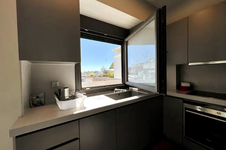 Thessaloniki Presidential Suite – Panoramic View gallery image 4