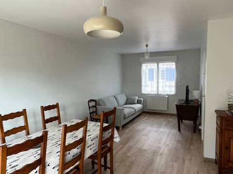 Top Airbnb: Villa 4-min walk to the beach with garden & garage in Quend