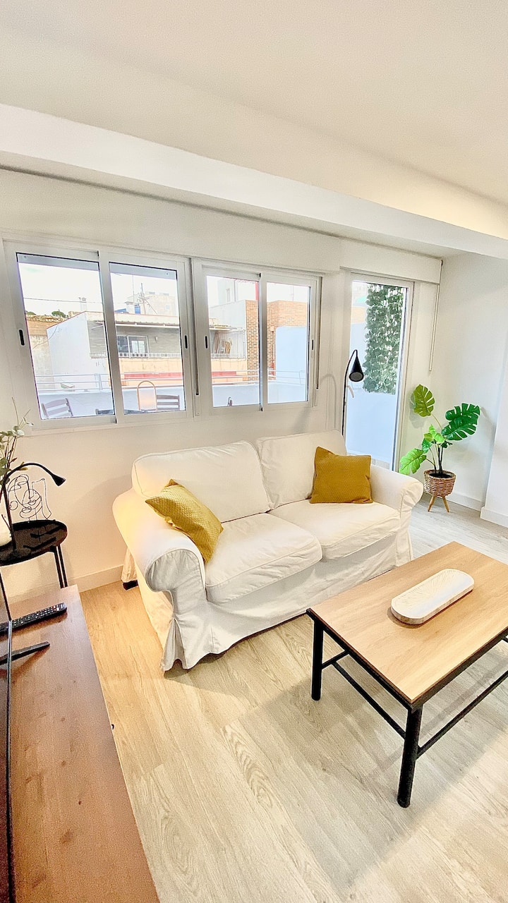 Beautiful Penthouse With Elevator In The Center - Alicante