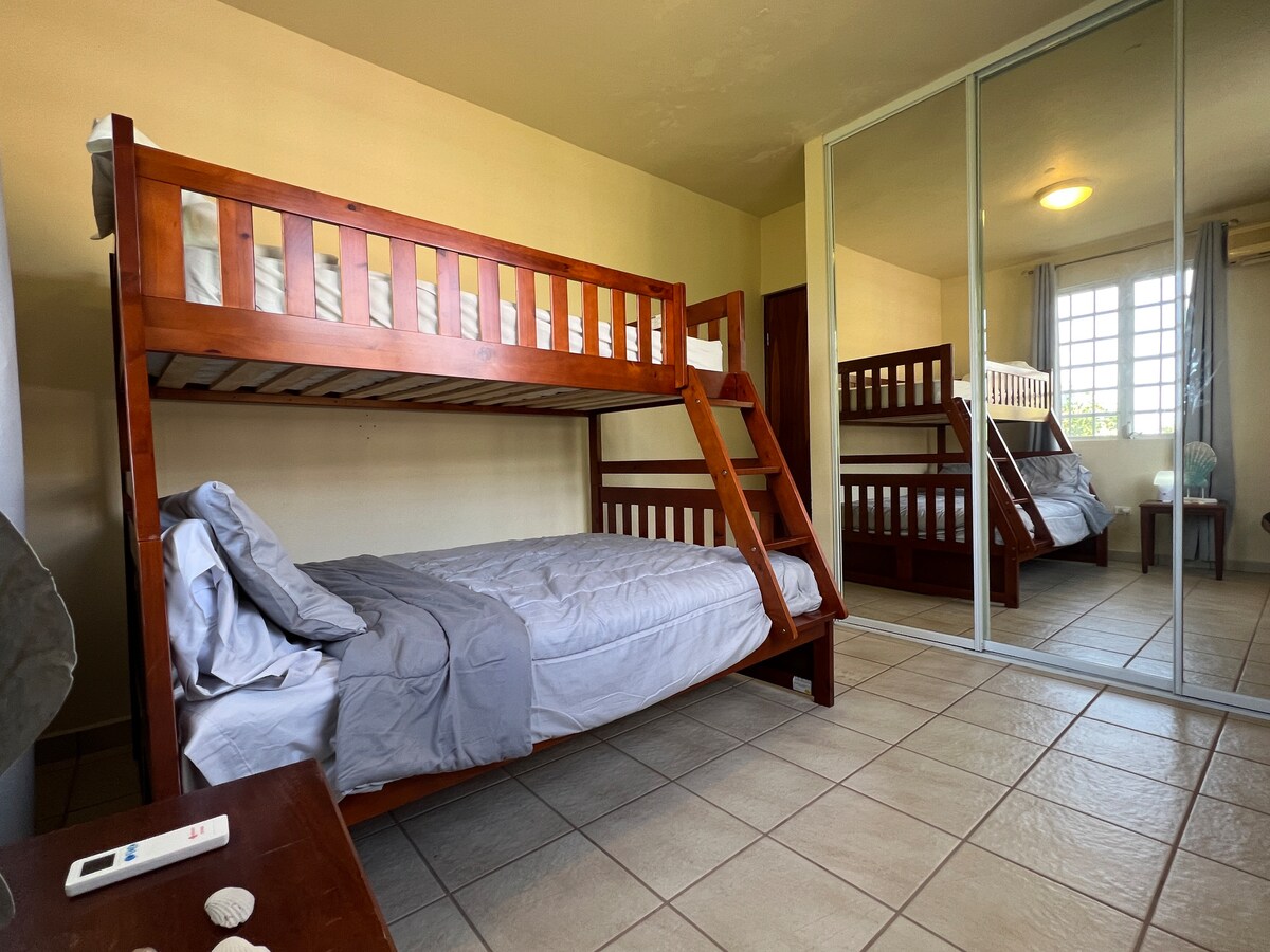 SPÁLŇA Č.3 S POSCHODOVOU POSTEĽOU