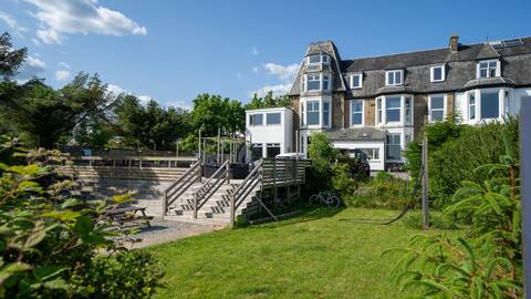 Victoria Beach House